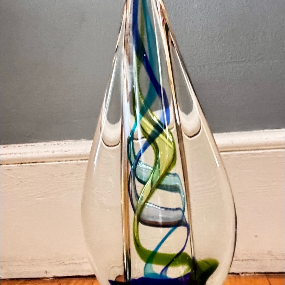 Murano Style Art Glass Sommerso Teardrop Form Ornament on Glass Base